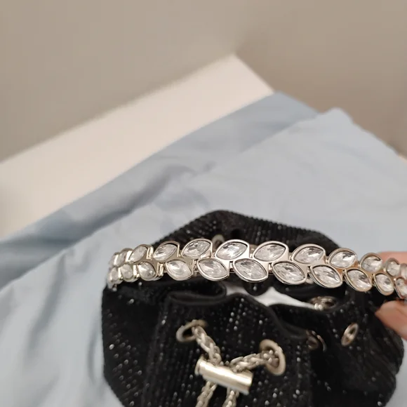 Elegant Black Rhinestone Drawstring Bag - Picture 3 of 4